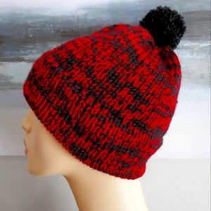 NWT Warm Hat Tuque Unisex Red Black Pompom Handmade